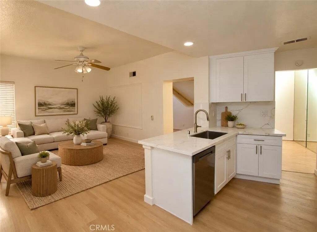 House in Irvine, California, United States 5 - 18559333