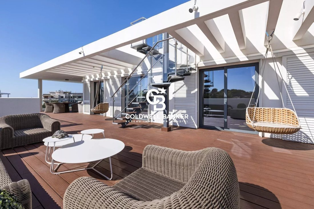 Penthouse in Juan les Pins-Gallice, Antibes, France 3 - 18966153