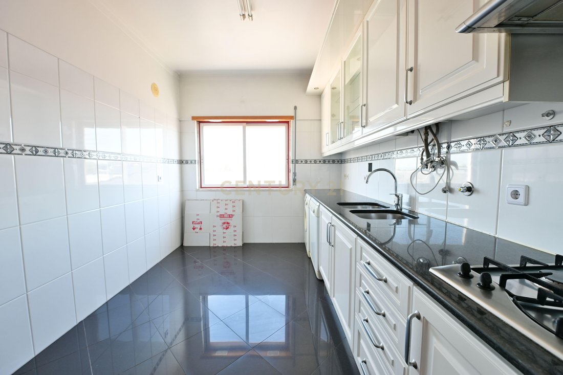 Apartment in Carnide, Lisbon, Portugal 5 - 18970825