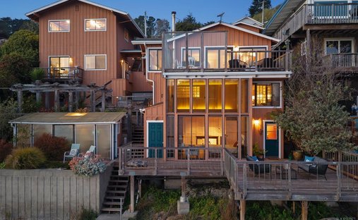 House in Jenner, California, United States 1