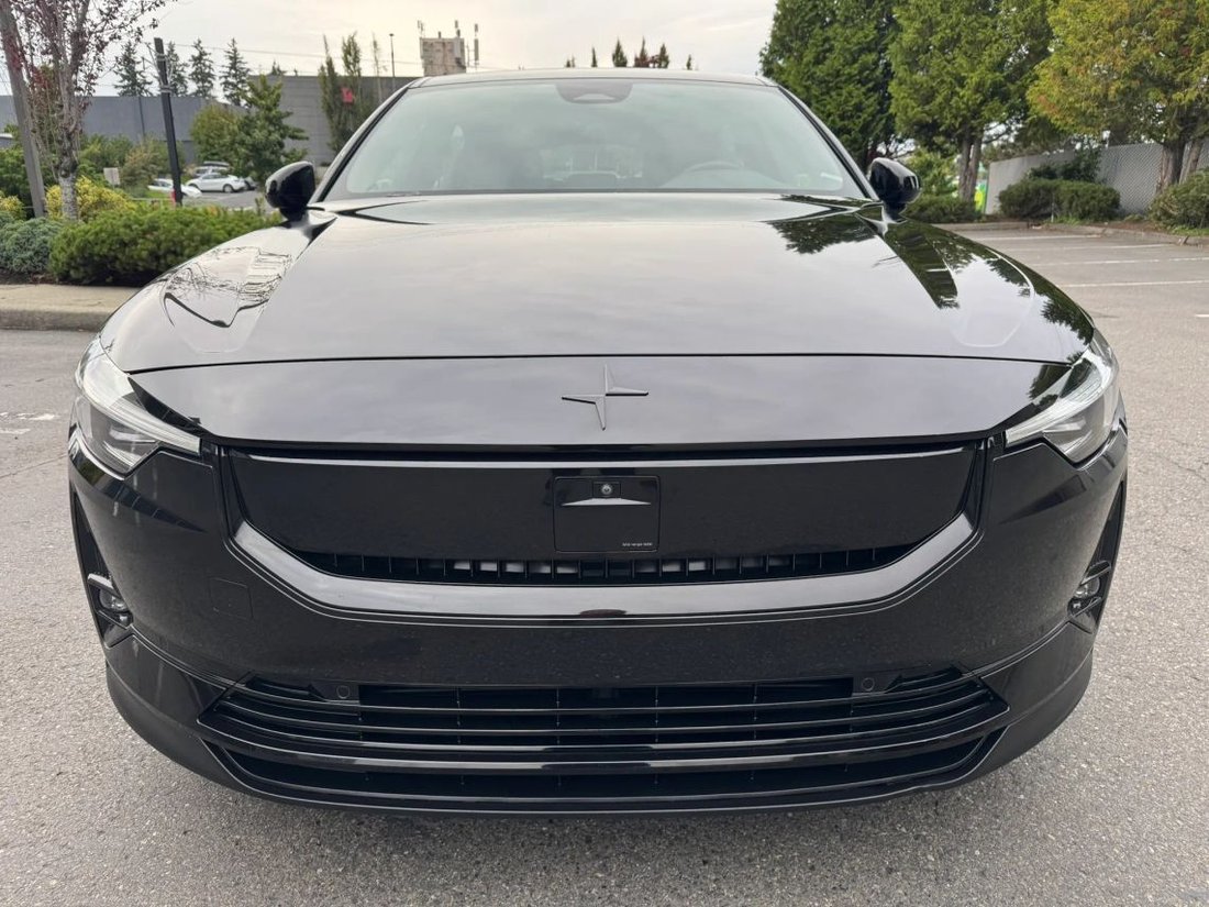 Coupe in Bellevue, WA, United States 3 - 18971692