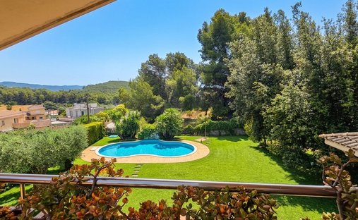 Townhouse in Olerdola, Catalonia, Spain 1