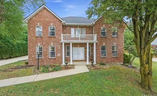 House in Edwardsville, Illinois, United States 1