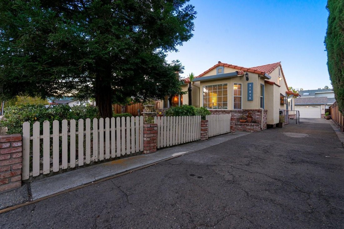 House in Cupertino, California, United States 3 - 18976134