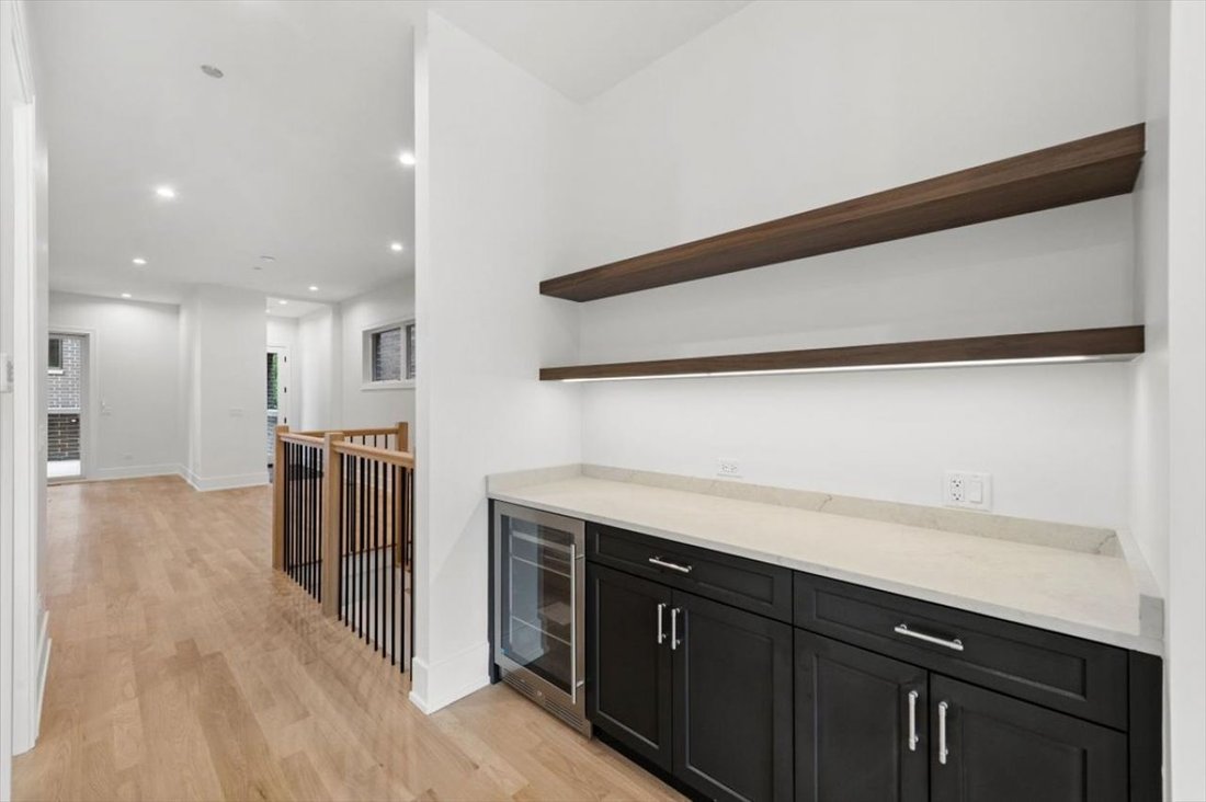 House in Chicago, Illinois, United States 5 - 18978593