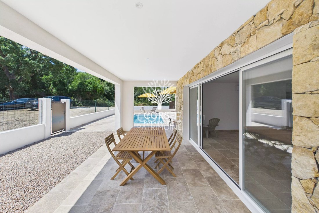Villa in Ventiseri, Corsica, France 2 - 18966216
