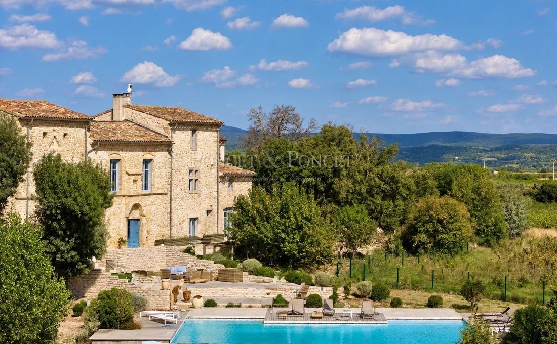 Estate in Gignac, Occitania, France 1 - 18971346