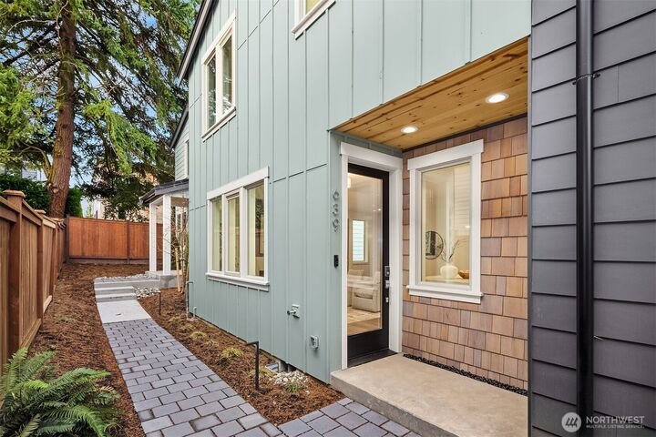 House in Kirkland, Washington, United States 2 - 18973295