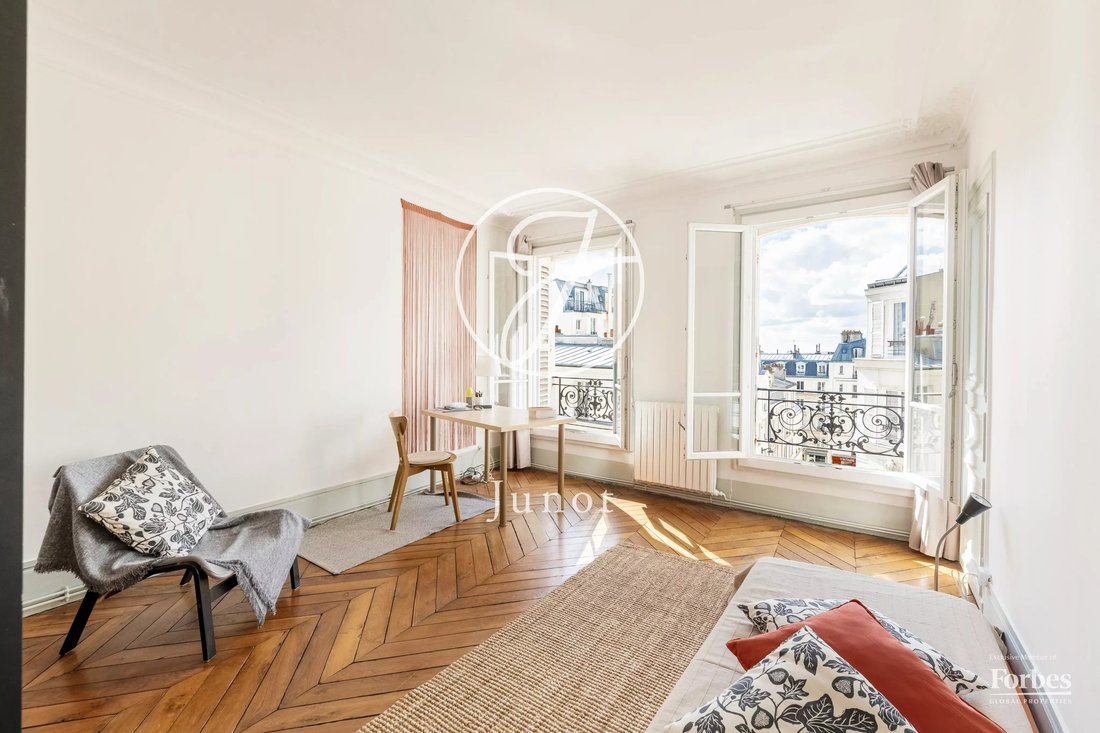 Apartment in Montmartre, Paris 18e Arrondissement, Paris 4 - 18966240