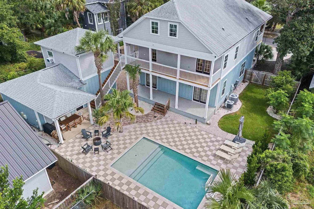 House in Pensacola, Florida, United States 1 - 18977344
