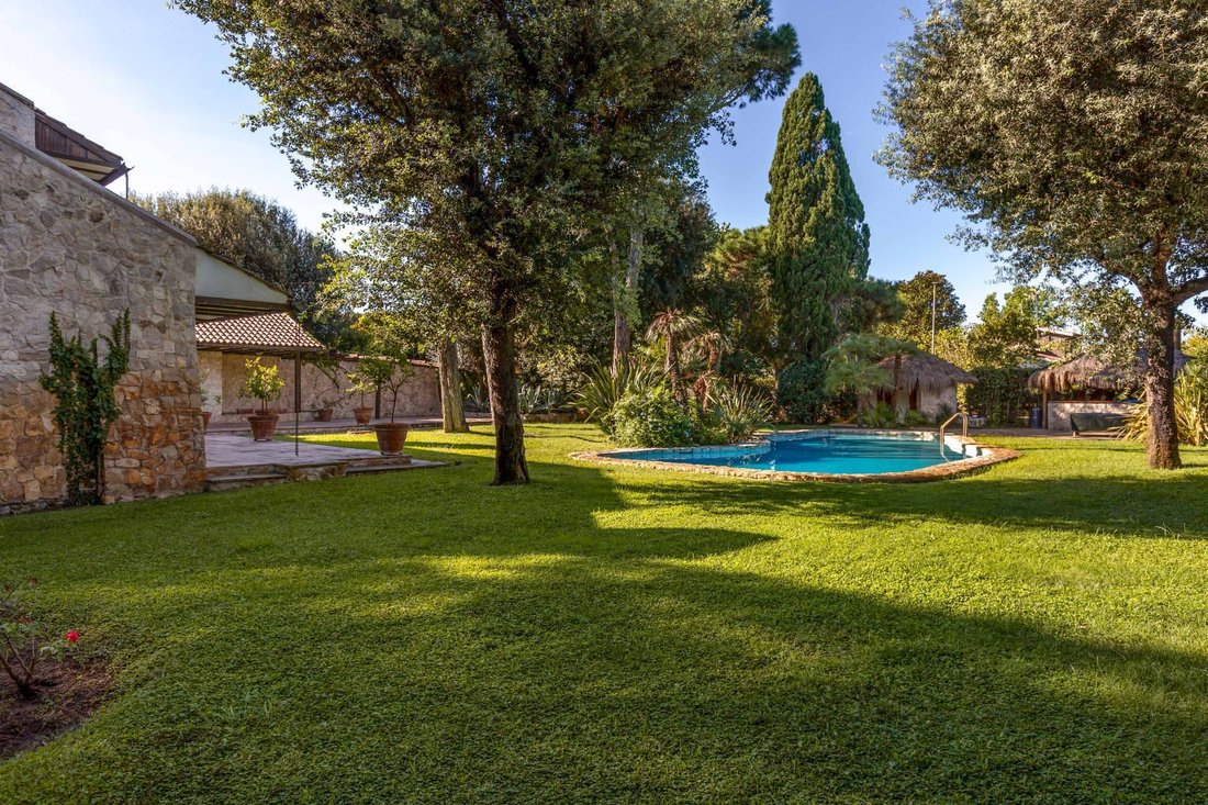 Villa in Fregenae, Focene, Lazio 4 - 18978488