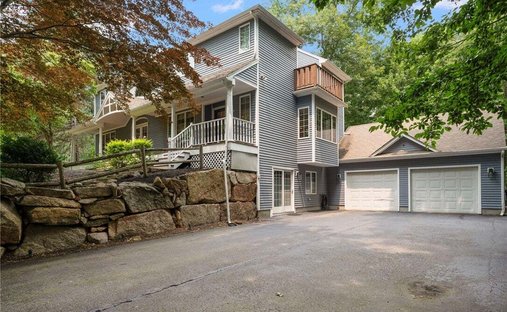 House in East Greenwich, Rhode Island, United States 1