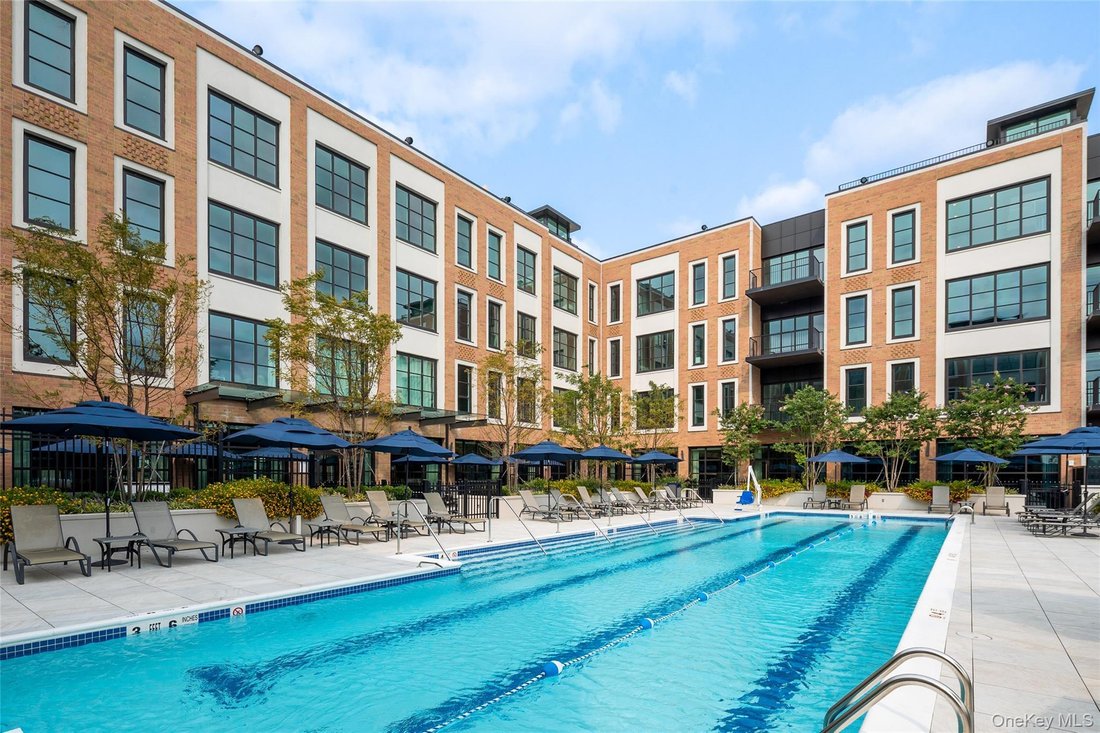 Condo in Glen Cove, New York, United States 1 - 18970816