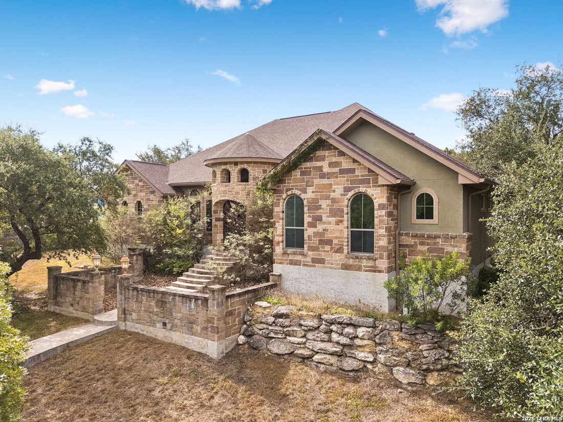 House in Helotes, Texas, United States 2 - 18977736