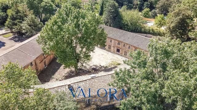 Estate in La Gazelle, Nimes, France 3 - 16334051