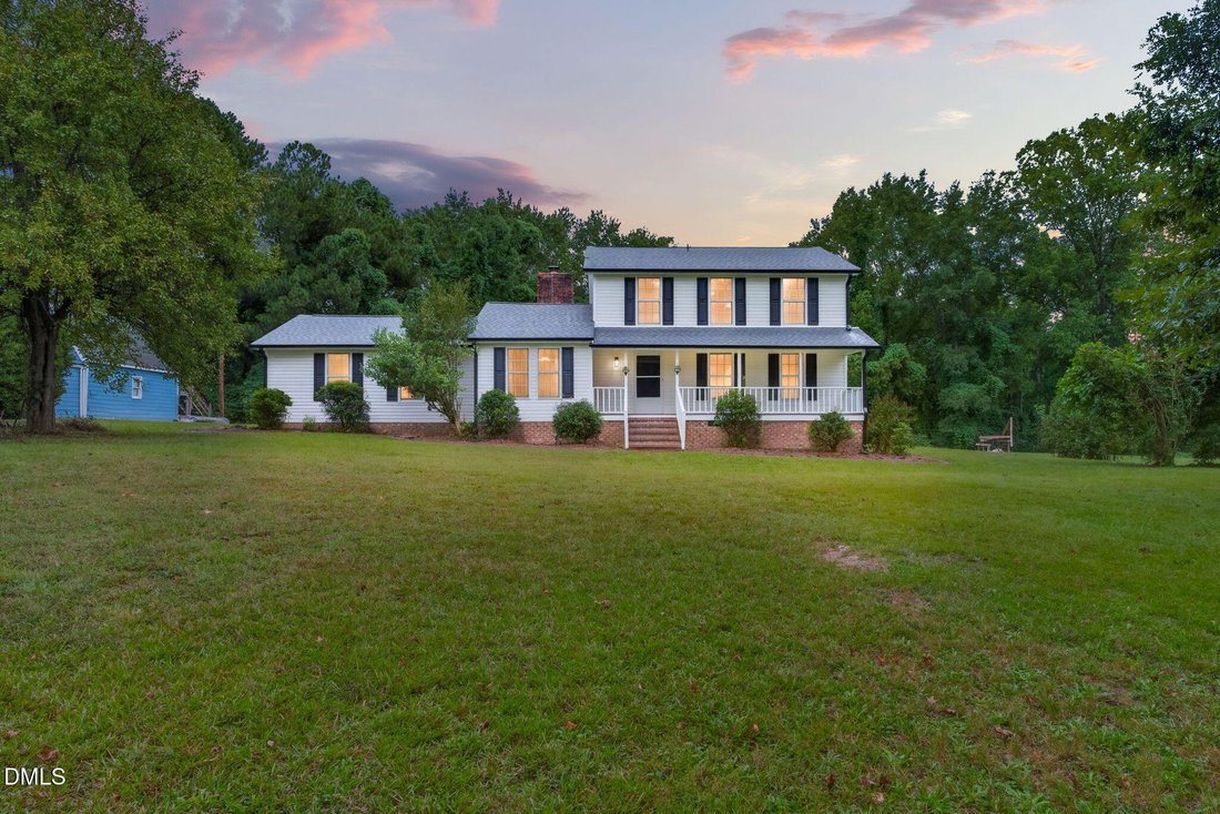 House in Zebulon, North Carolina, United States 1 - 18970037