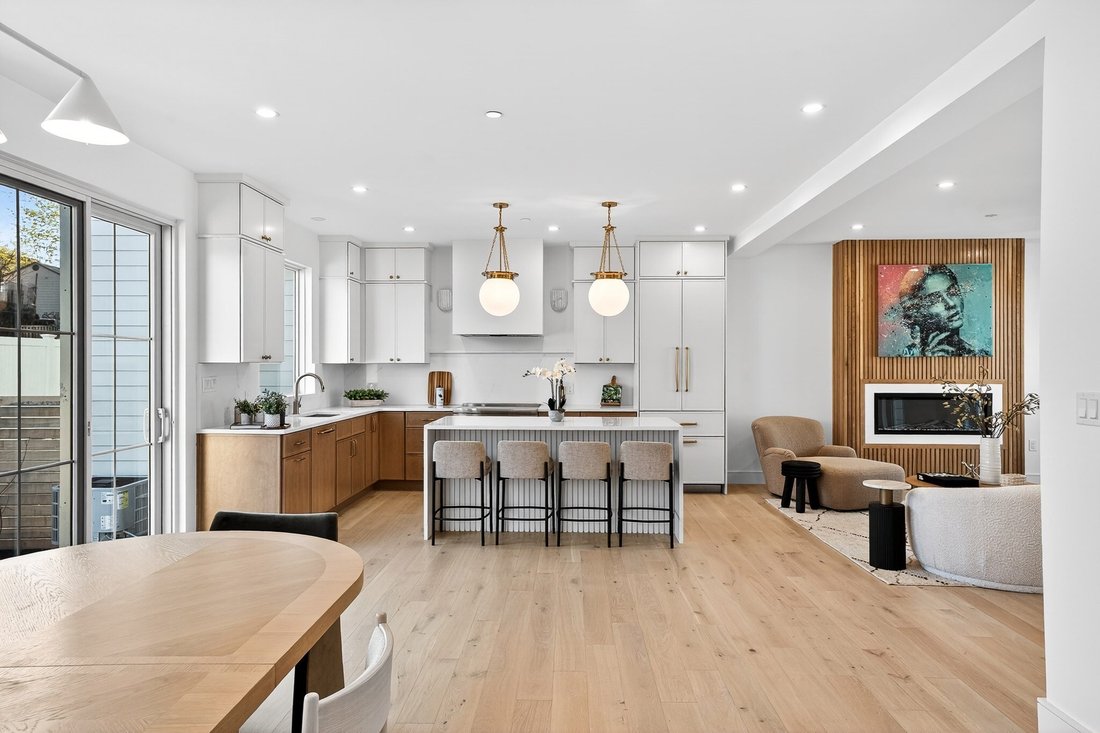 House in Newton, Massachusetts, United States 4 - 18978807