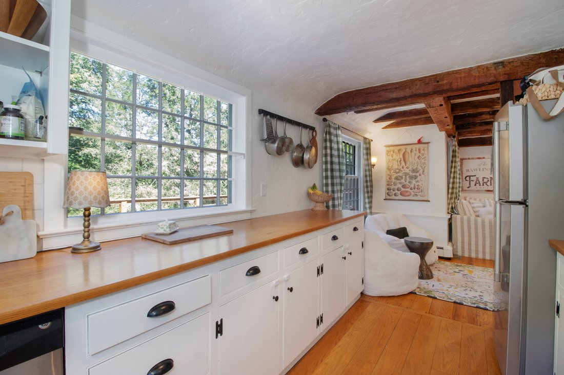 House in Trumbull, Connecticut, United States 5 - 18975588