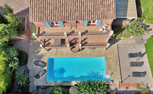 Villa à Théoule-sur-Mer, Provence-Alpes-Côte d'Azur, France 1