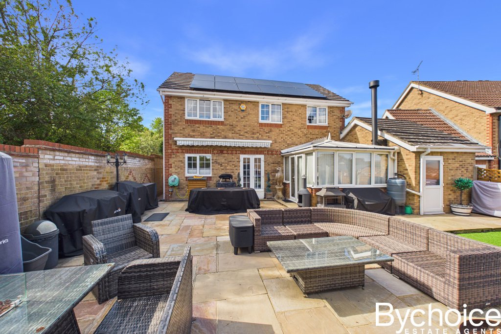 House in Haverhill, England 3 - 18968680
