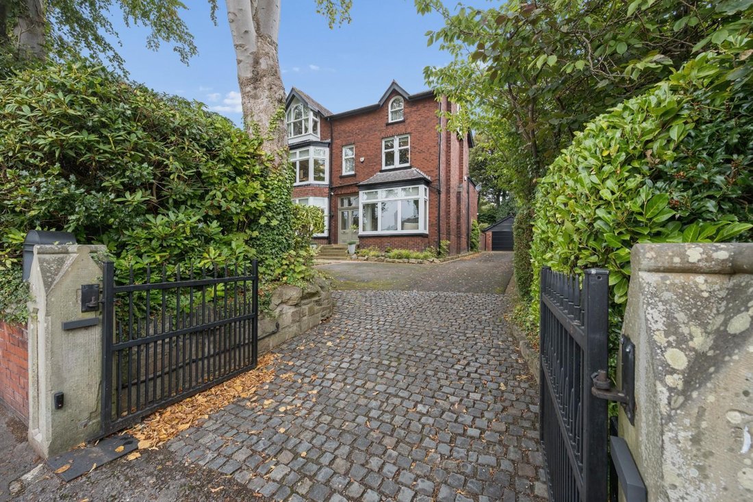 House in Heaton, Bolton, England 1 - 18974250