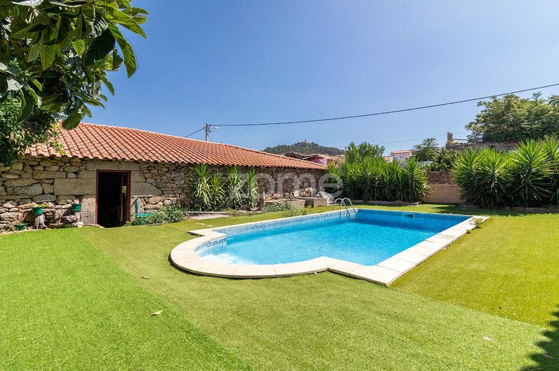 House in Vilas Boas e Vilarinho das Azenhas, Braganca District, Portugal 1 - 18971512