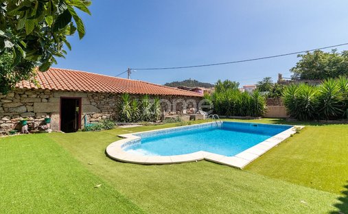 House in Vilas Boas e Vilarinho das Azenhas, Braganca District, Portugal 1