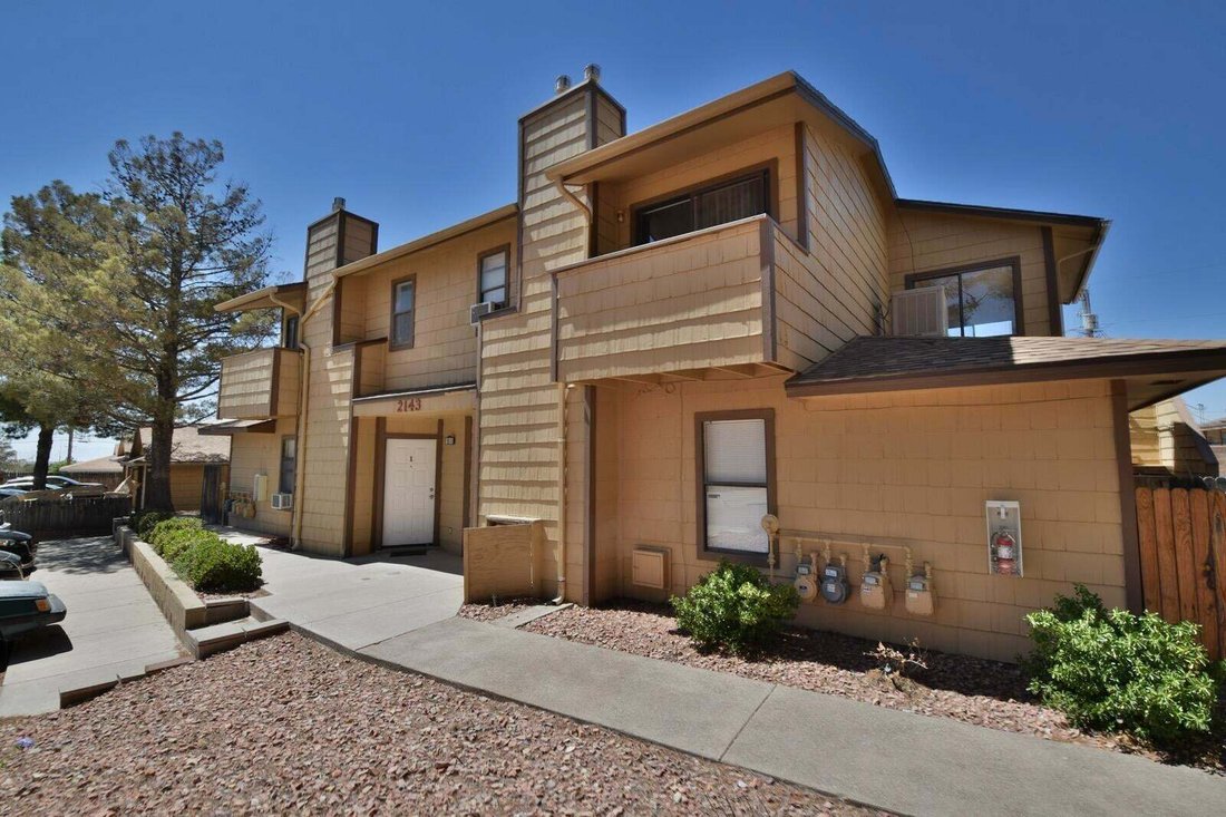 Alamogordo, New Mexico, United States 4 - 18980341