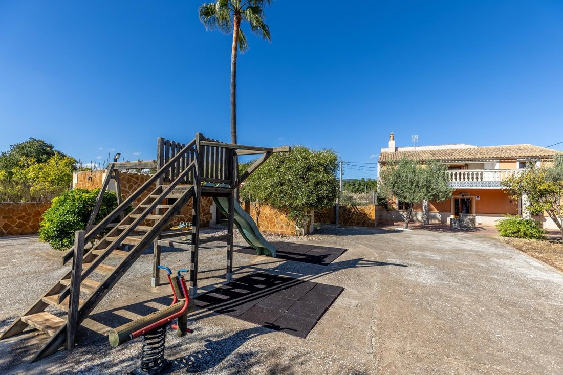 Villa in Santa Maria del Cami, Balearic Islands, Spain 4 - 18979105
