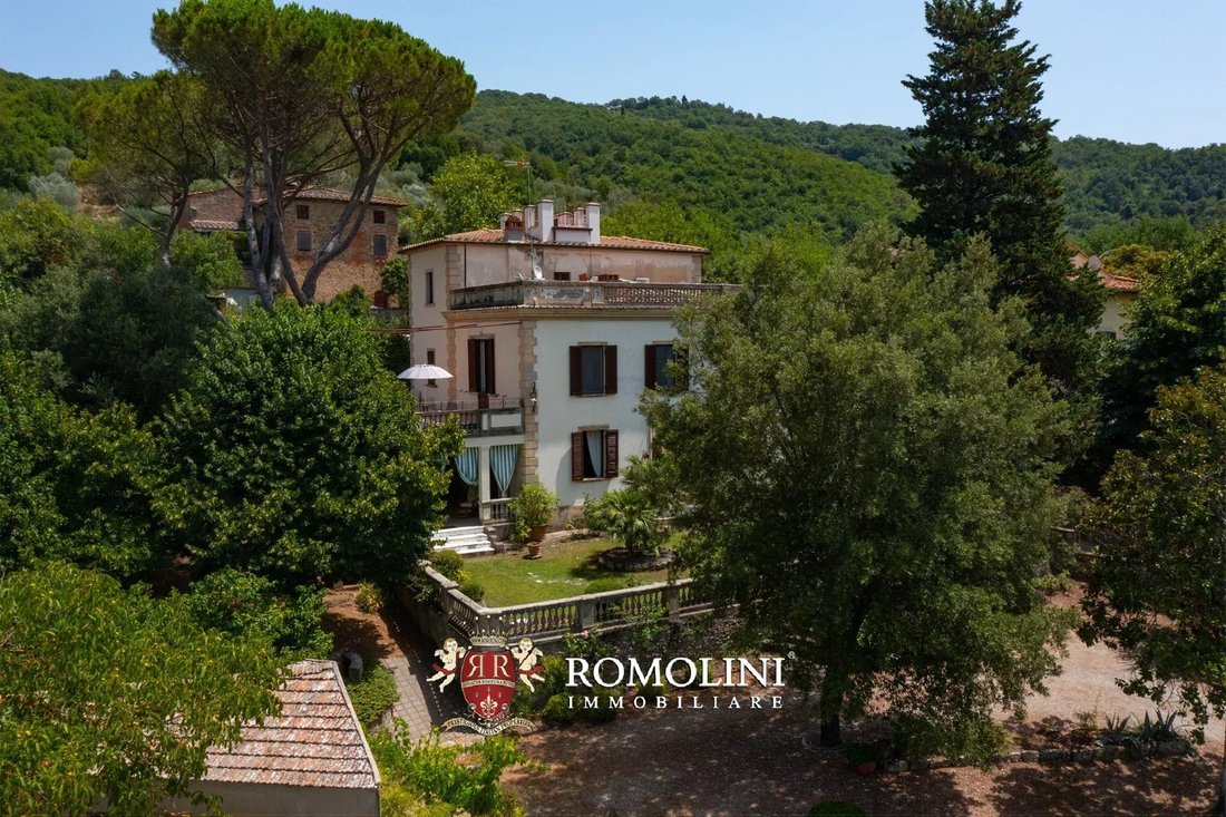 Villa in Santa Firmina, Arezzo, Tuscany 3 - 18971539
