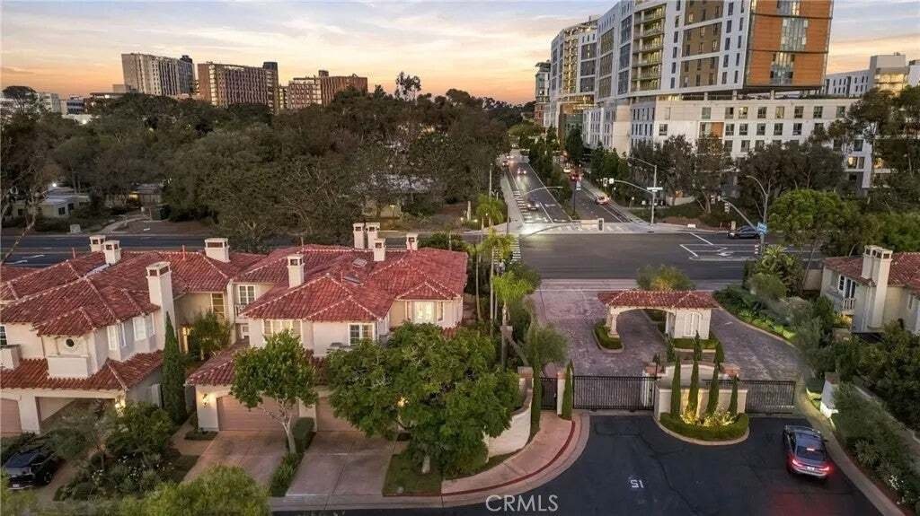 Condo in San Diego, California, United States 5 - 18973537
