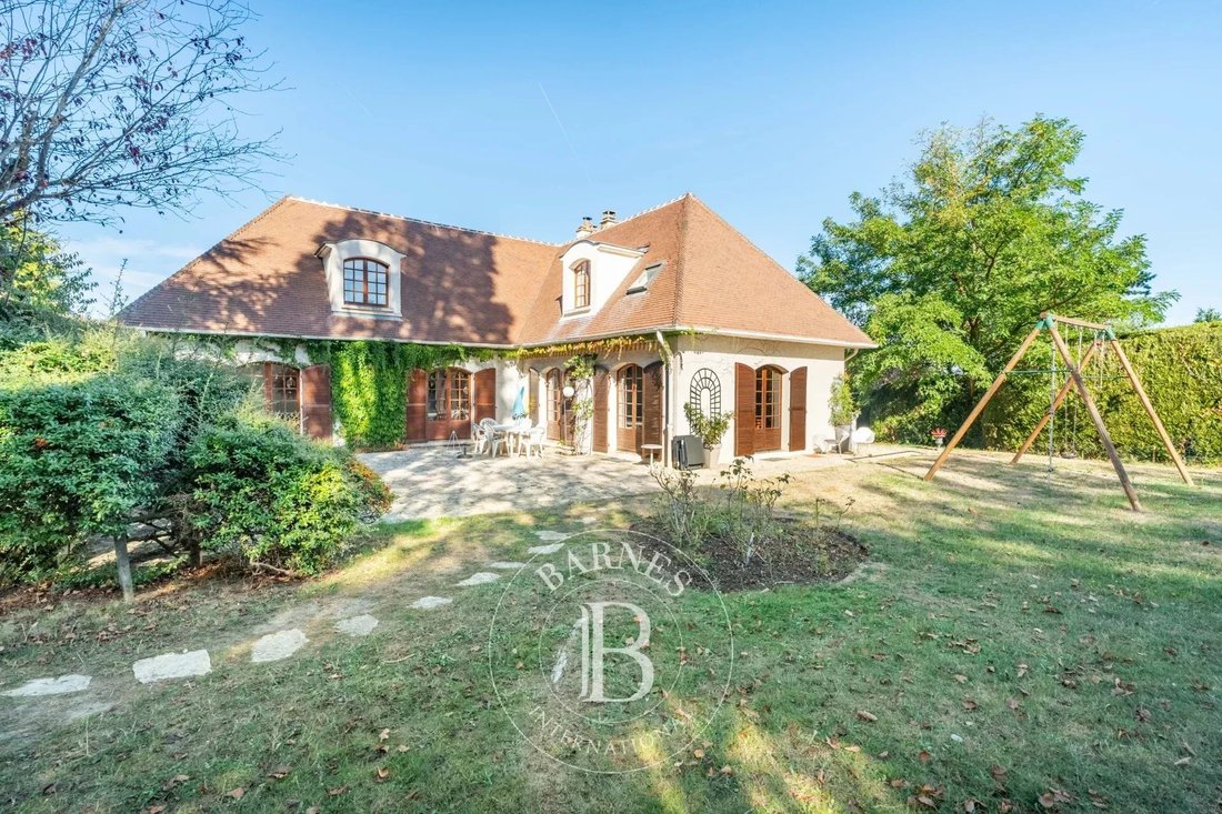 House in Aigremont, Ile-de-France, France 1 - 18966120