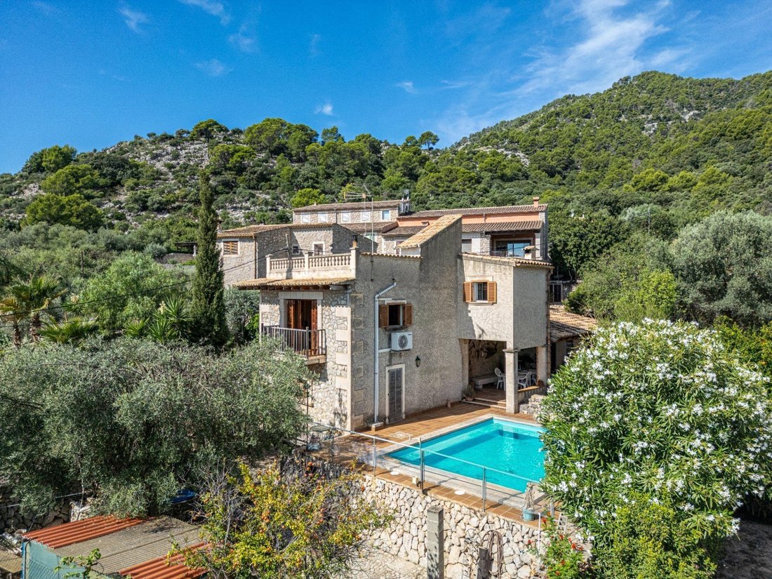 Villa in Selva, Balearic Islands, Spain 2 - 18979141