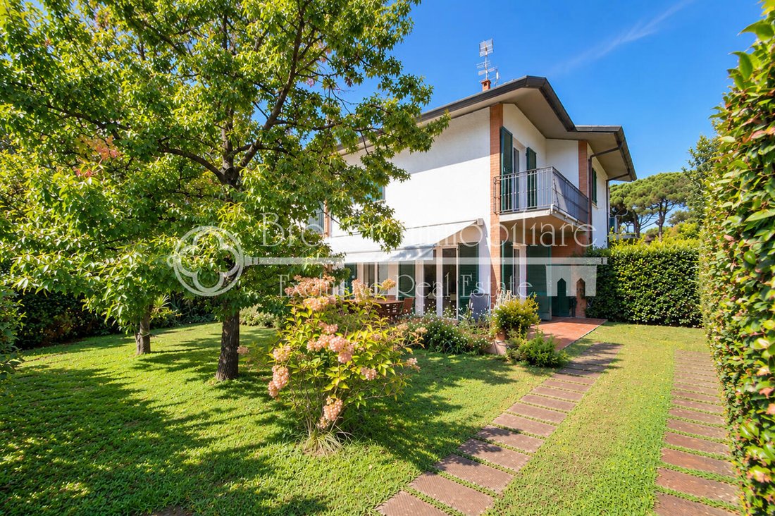 Villa in Centro, Forte dei Marmi, Tuscany 2 - 18974760