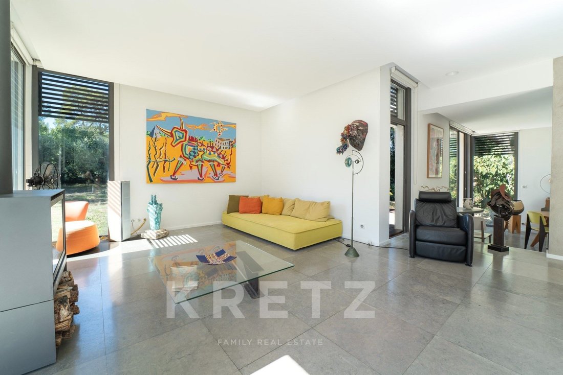 Villa in Camplanier, Nimes, France 5 - 18972079