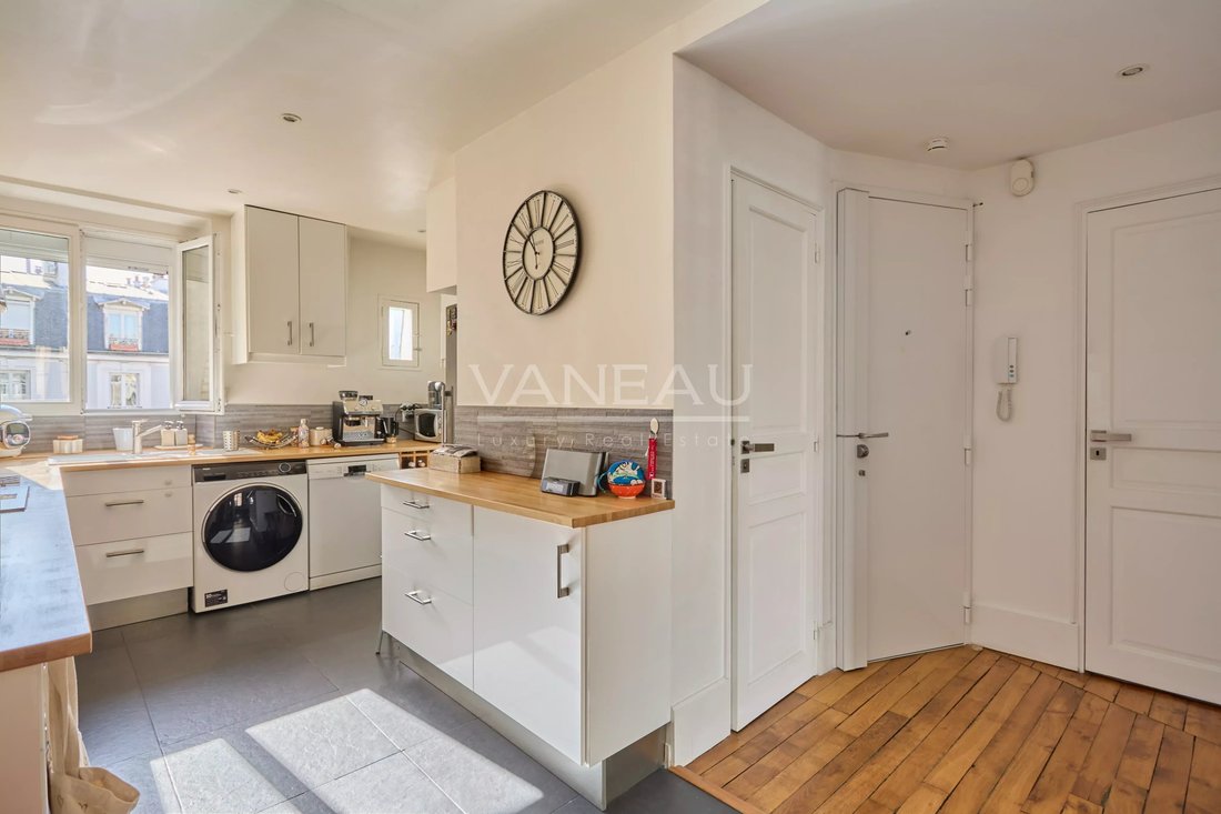 Apartment in La Plaine des Sablons, Neuilly-sur-Seine, France 3 - 18965156