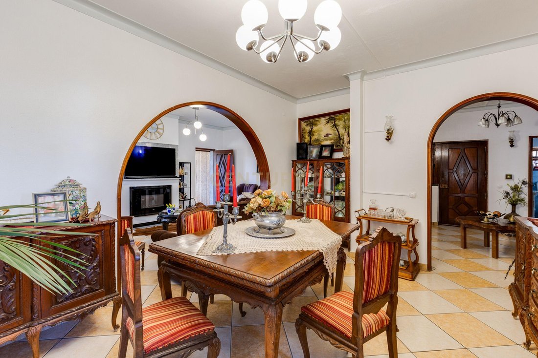 Villa in Aguda, Leiria District, Portugal 3 - 18979285