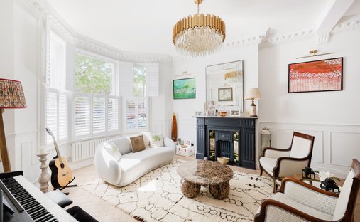House in Brondesbury Park, Brent, England 1