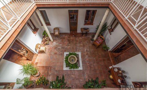 Villa in Distrito Centro, Córdoba, Spanien 1