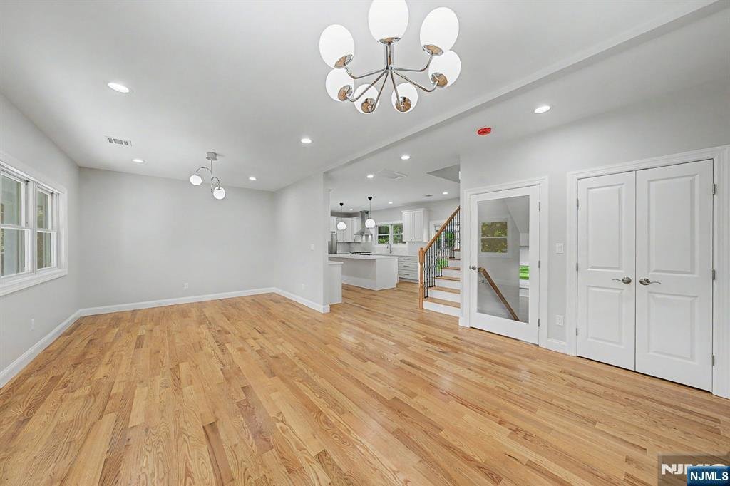 House in Mahwah, New Jersey, United States 4 - 18973863
