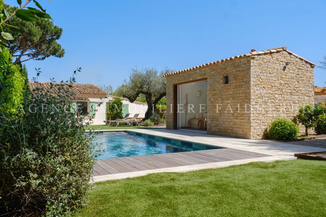 House in Zone Est Diffuse, Saint-Tropez, France 5 - 18976511