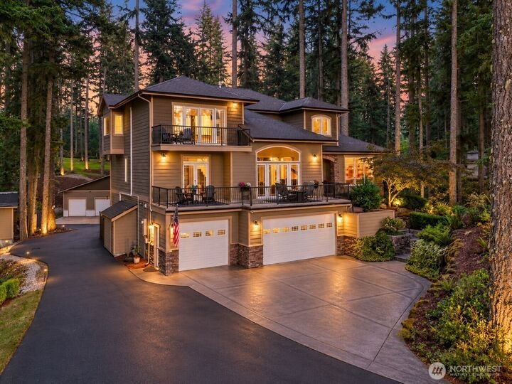House in Black Diamond, Washington, United States 1 - 18973312