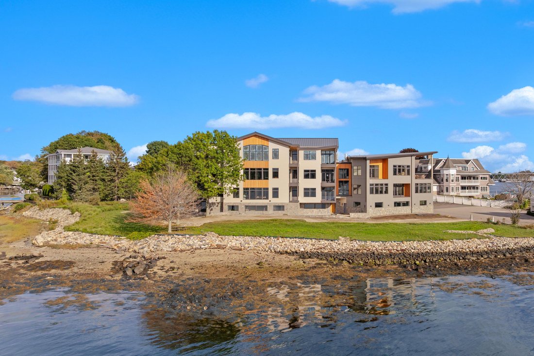 Condo in Kittery, Maine, United States 1 - 18973398