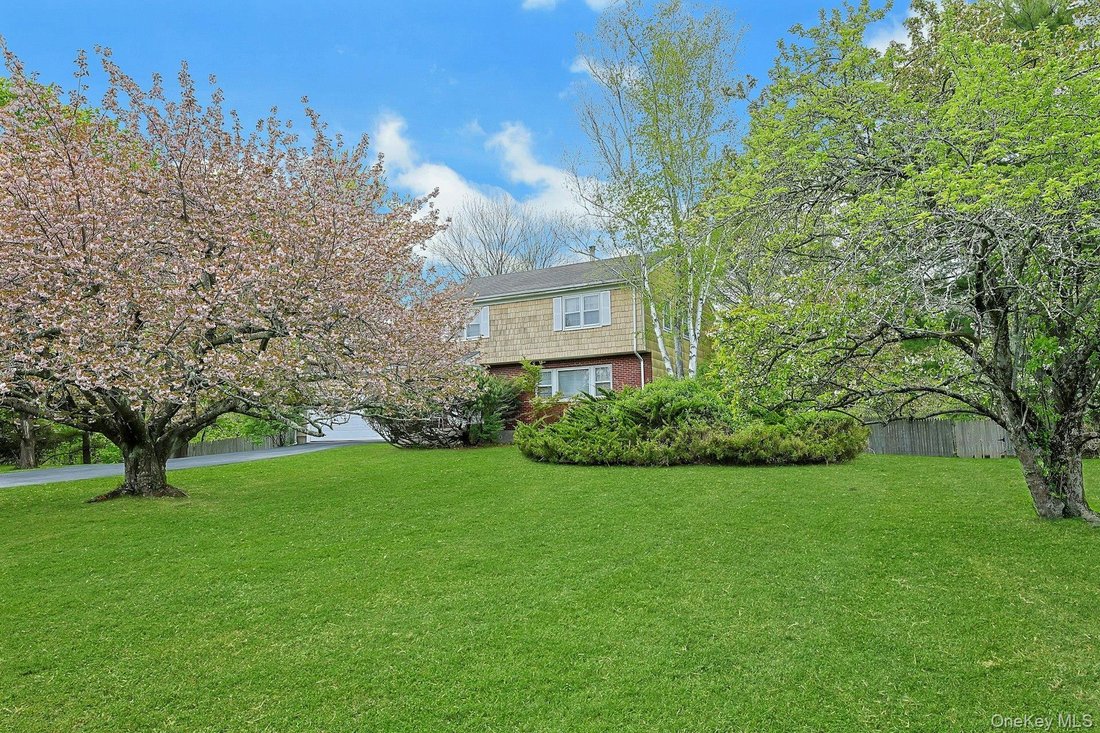 House in Valhalla, New York, United States 2 - 17998917