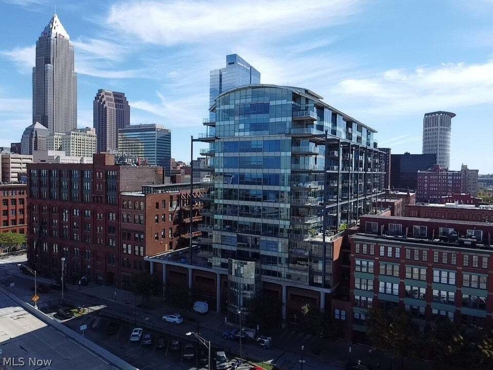 Condo in Cleveland, Ohio, United States 1 - 18976105