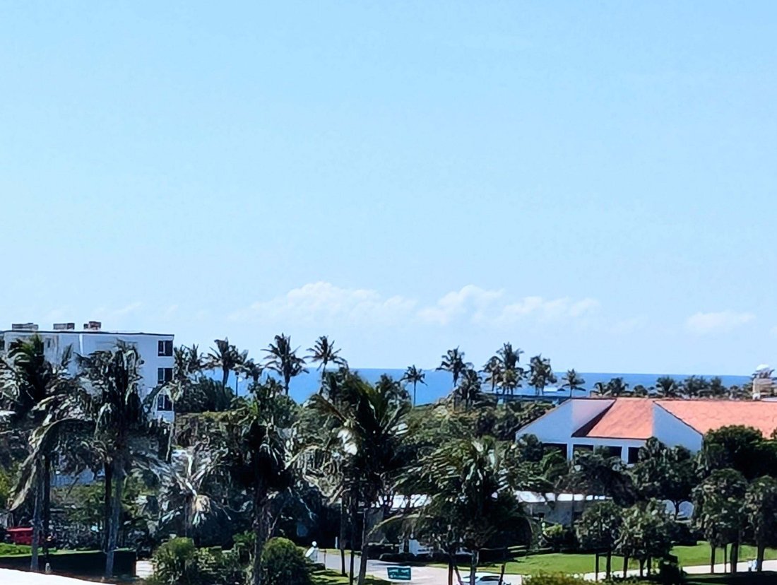 Co Op in Palm Beach, Florida, United States 5 - 18970064