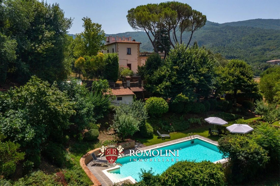 Villa in Santa Firmina, Arezzo, Tuscany 4 - 18971539