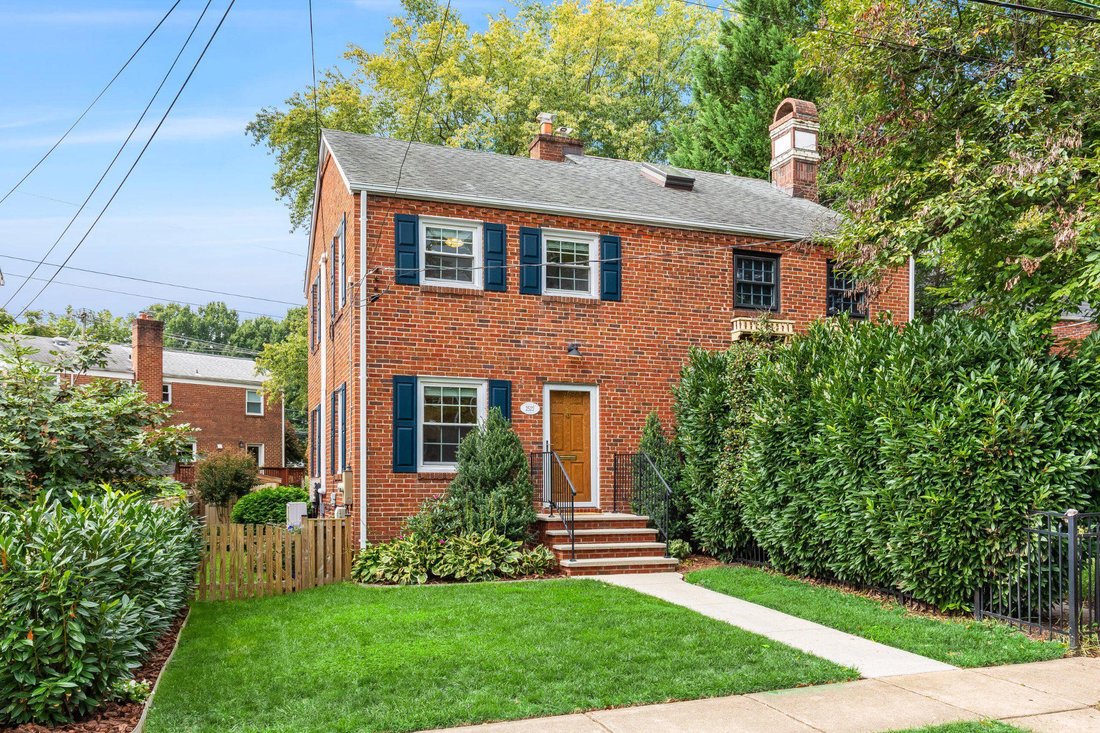 House in Arlington, Virginia, United States 2 - 18976870