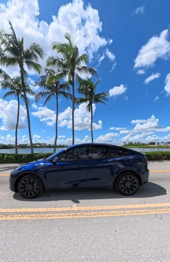 Suv in Miami, FL, United States 3 - 18971951