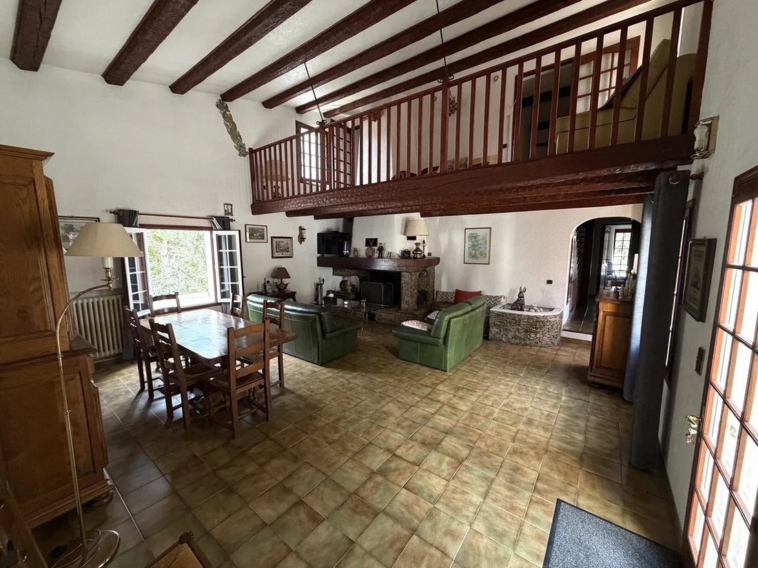 Estate in Bargème, Provence-Alpes-Côte d'Azur, France 3 - 18980711